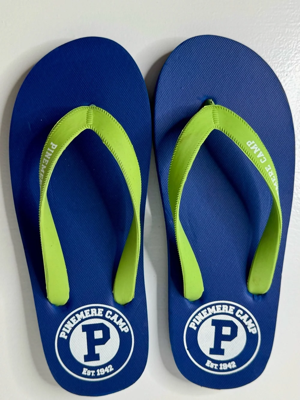 Pinemere Camp Men's Blue Flip-Flop Sandal - Casual Beach Comfort